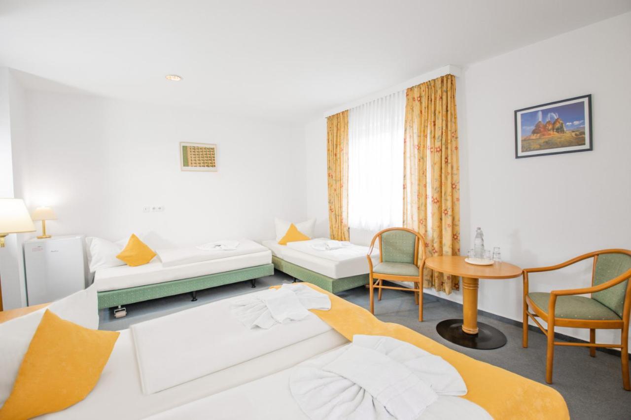 Hotel Garni Zwickau-Mosel Mulsen Exterior photo